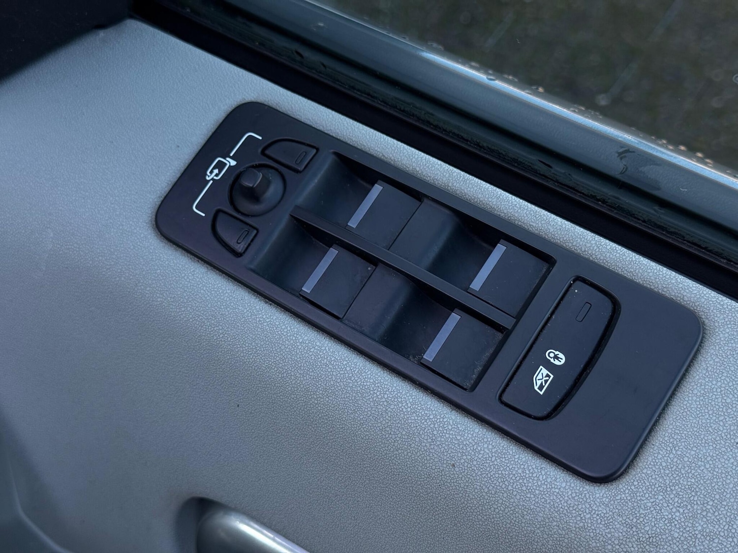 Used Land Rover Discovery Sport 2016 for sale - 77163271: Photo 70