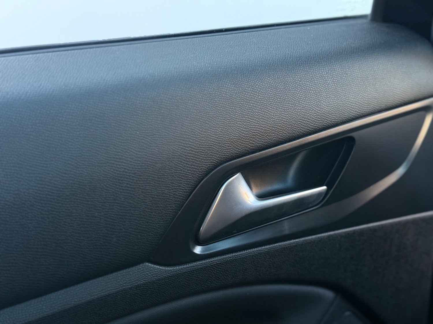 Used Peugeot 308 2020 for sale - 76801975: Photo 39