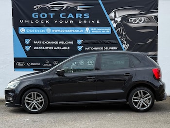 Used Volkswagen Polo 2016 for sale - 77982358: Photo