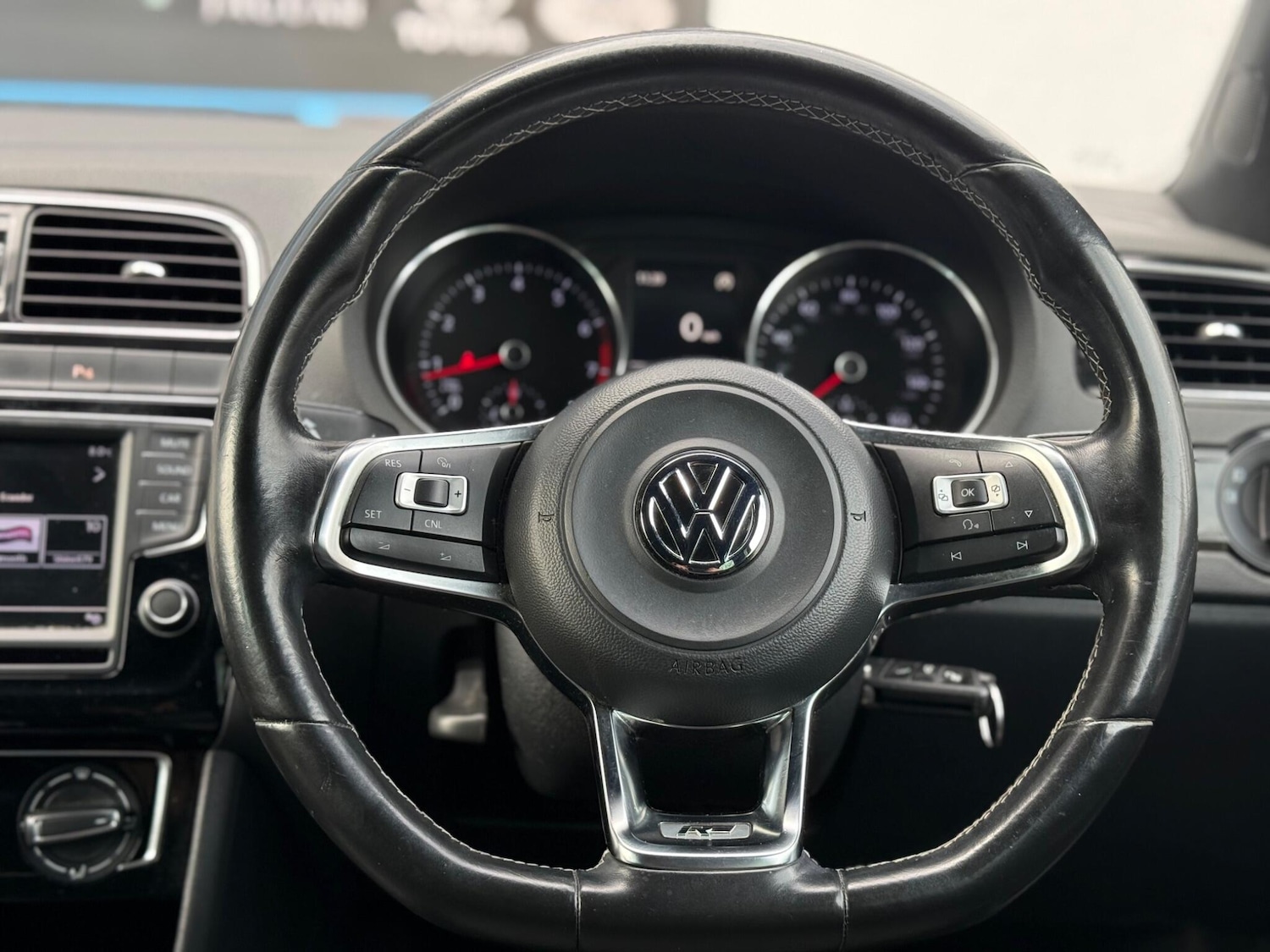 Used Volkswagen Polo 2016 for sale - 77982358: Photo 56