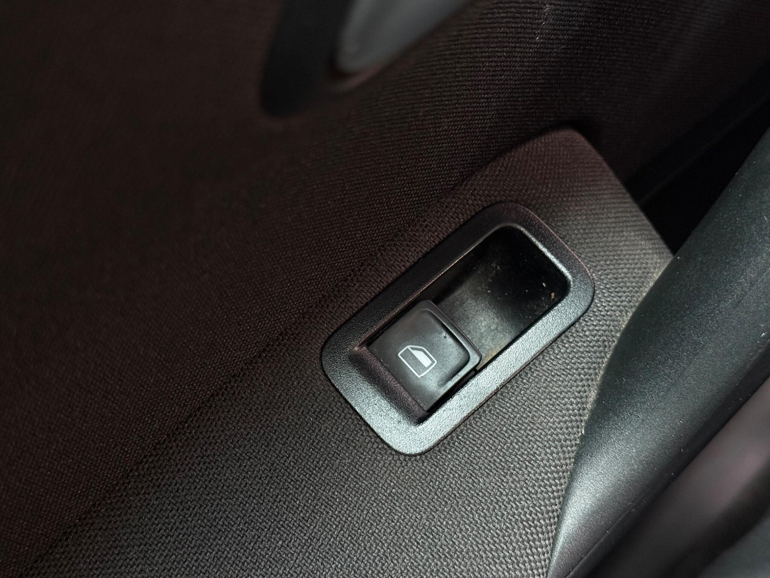 Used Volkswagen Polo 2016 for sale - 77982358: Photo 59