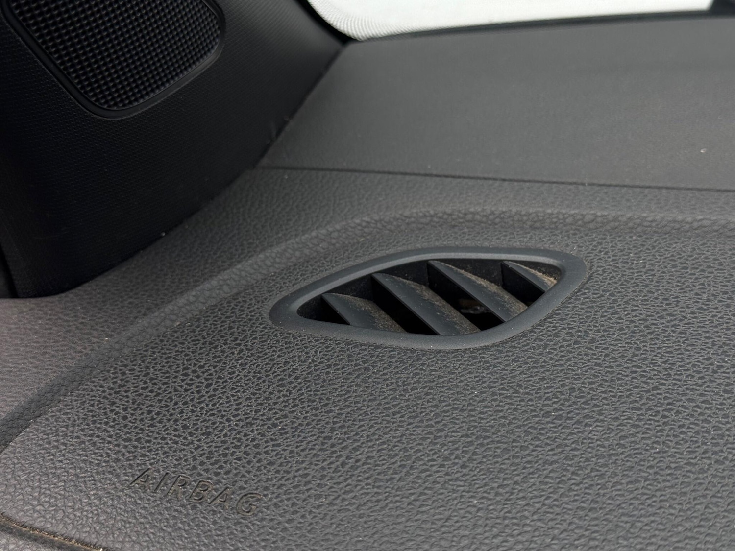 Used Volkswagen Polo 2016 for sale - 77982358: Photo 67