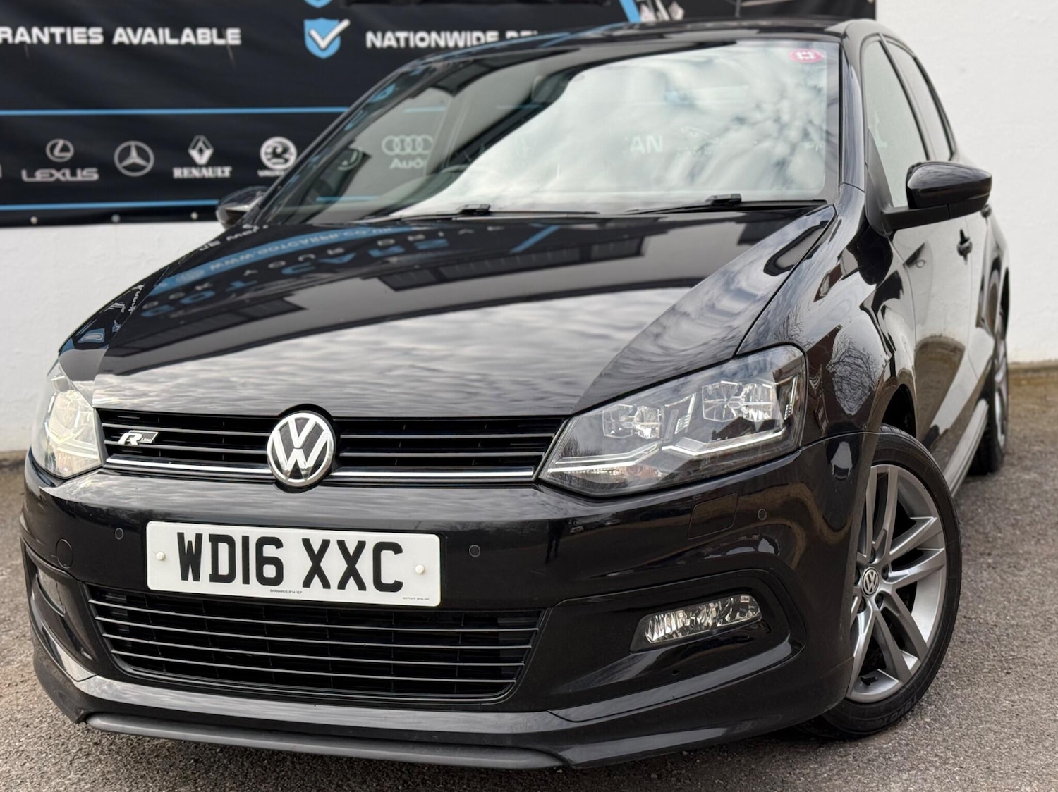 Used Volkswagen Polo 2016 for sale - 77982358: Photo 7