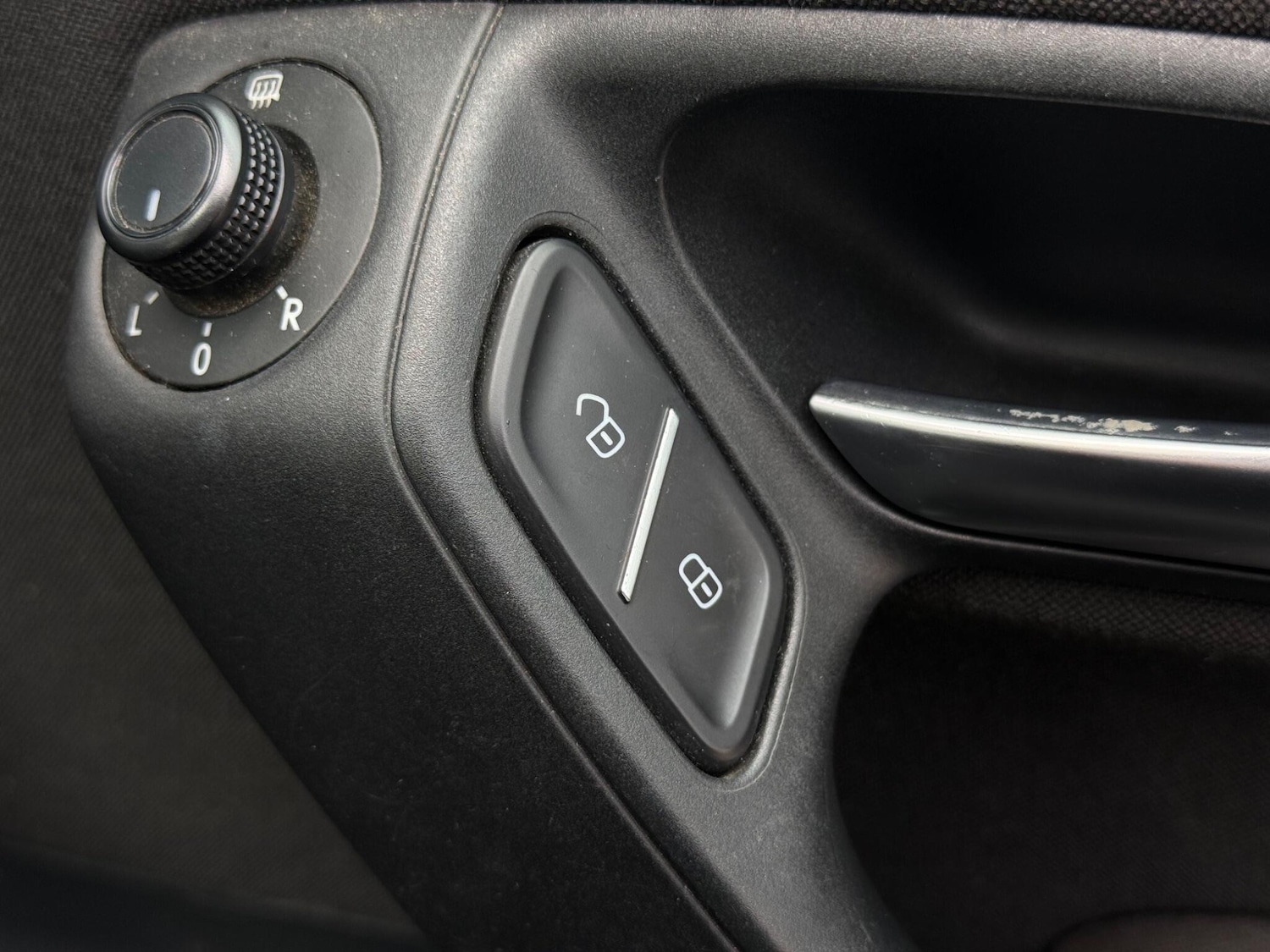 Used Volkswagen Polo 2016 for sale - 77982358: Photo 74