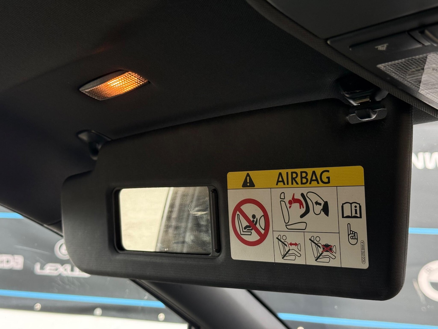 Used Volkswagen Polo 2016 for sale - 77982358: Photo 90