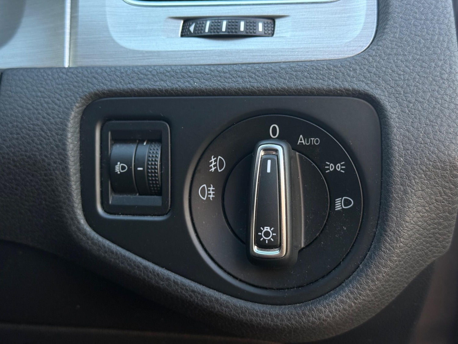 Used Volkswagen Golf 2016 for sale - 76990188: Photo 42