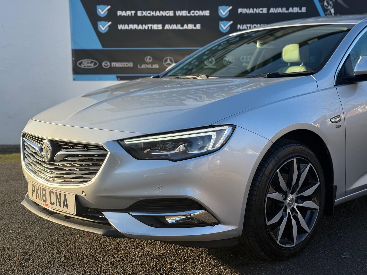 Used Vauxhall Insignia 2018 for sale - 77050254: Photo 13