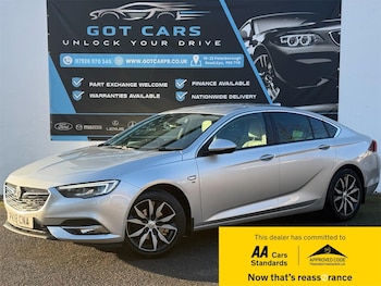 Used Vauxhall Insignia 2018 for sale - 77050254: Photo