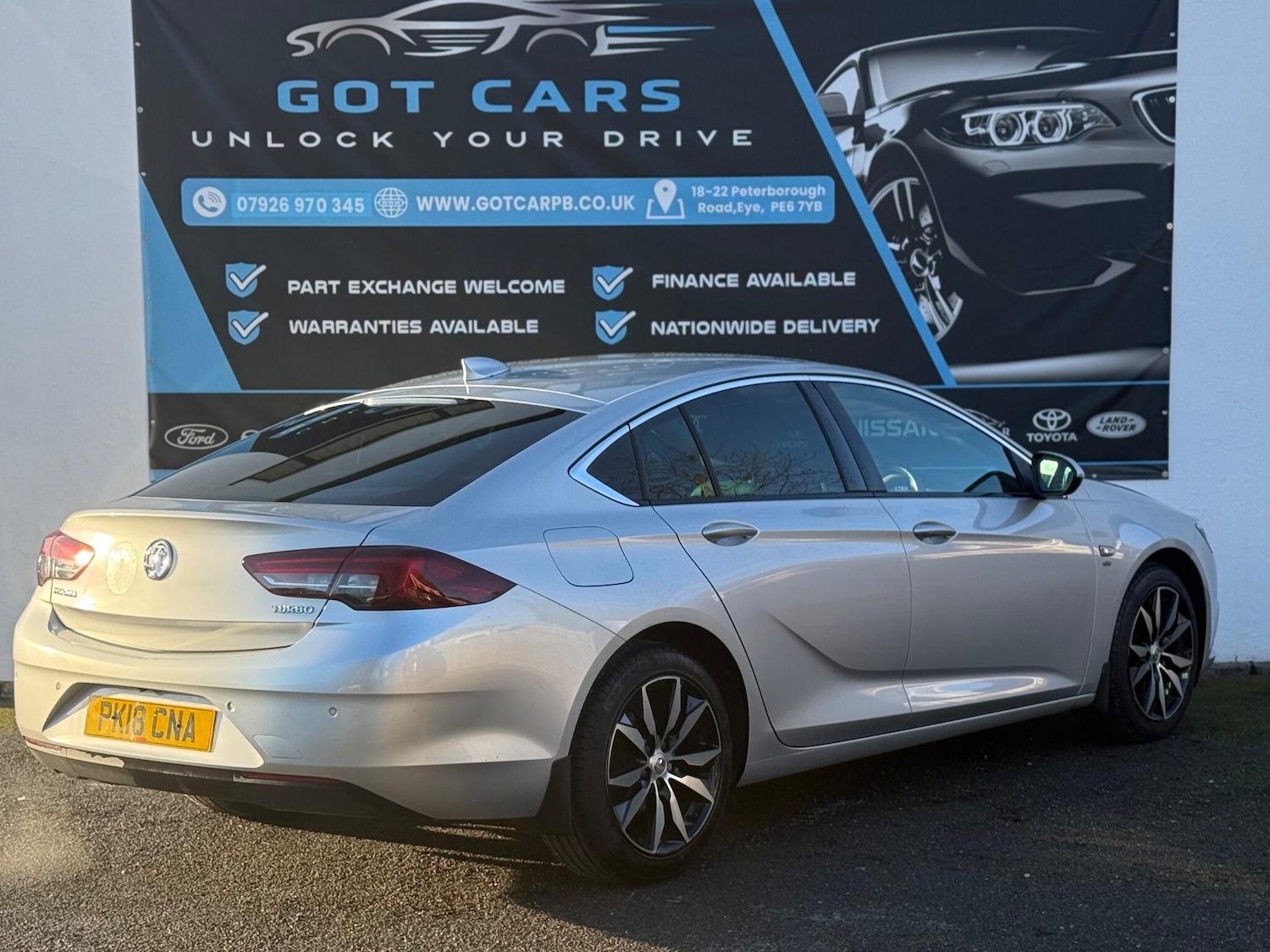 Used Vauxhall Insignia 2018 for sale - 77050254: Photo 3