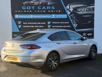Used Vauxhall Insignia 2018 for sale - 77050254: Photo
