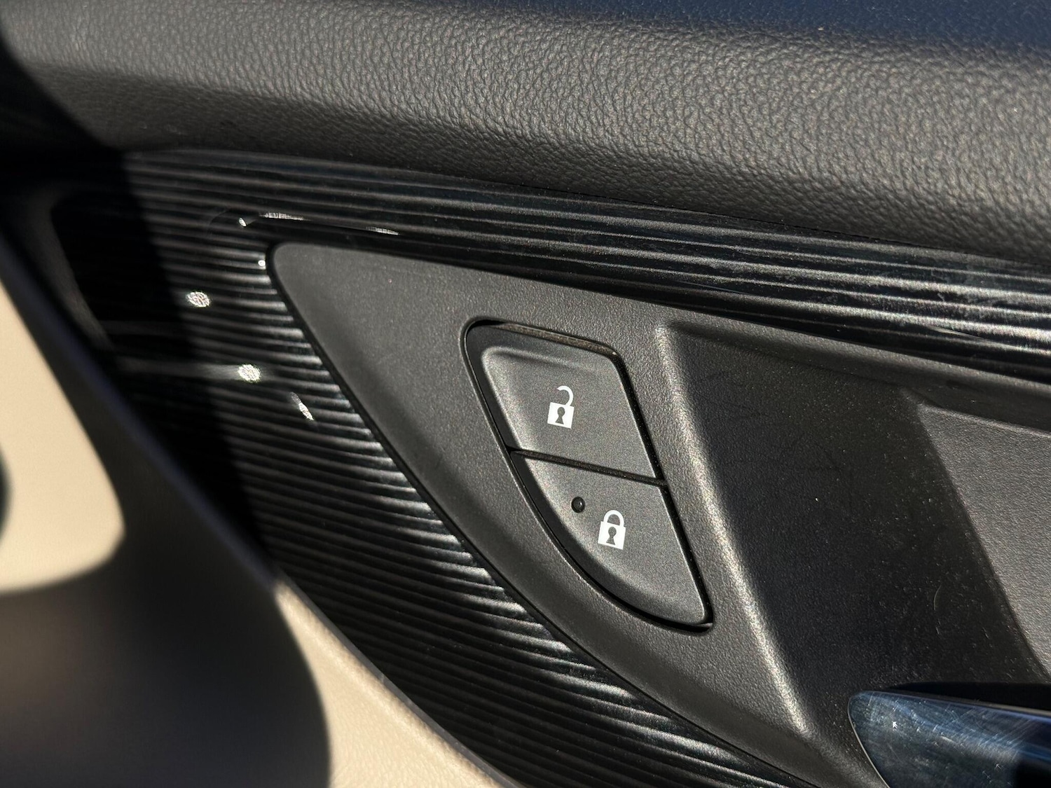 Used Vauxhall Insignia 2018 for sale - 77050254: Photo 50