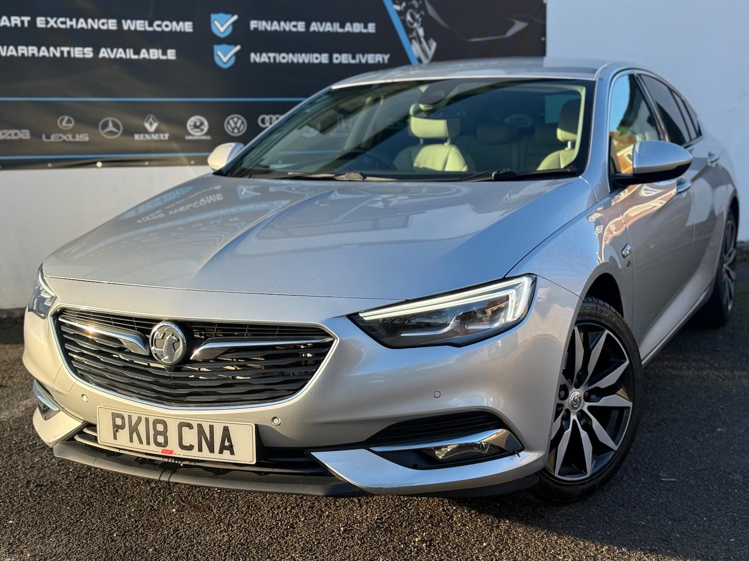 Used Vauxhall Insignia 2018 for sale - 77050254: Photo 7