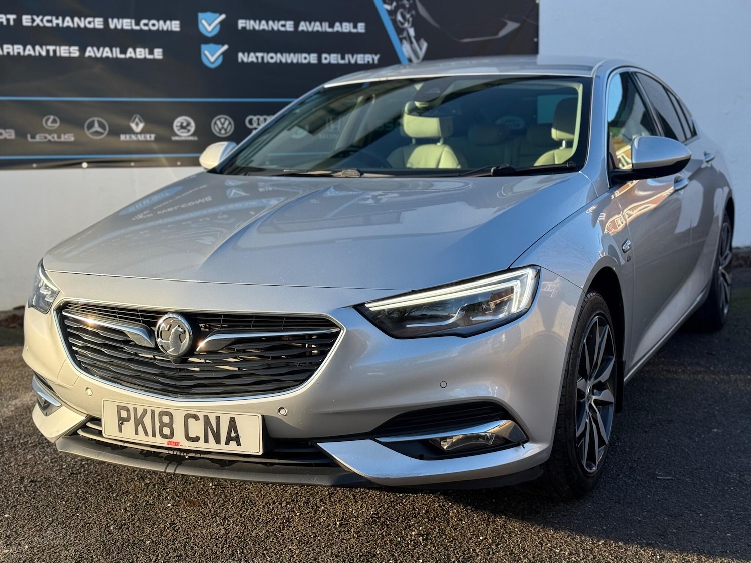 Used Vauxhall Insignia 2018 for sale - 77050254: Photo 9