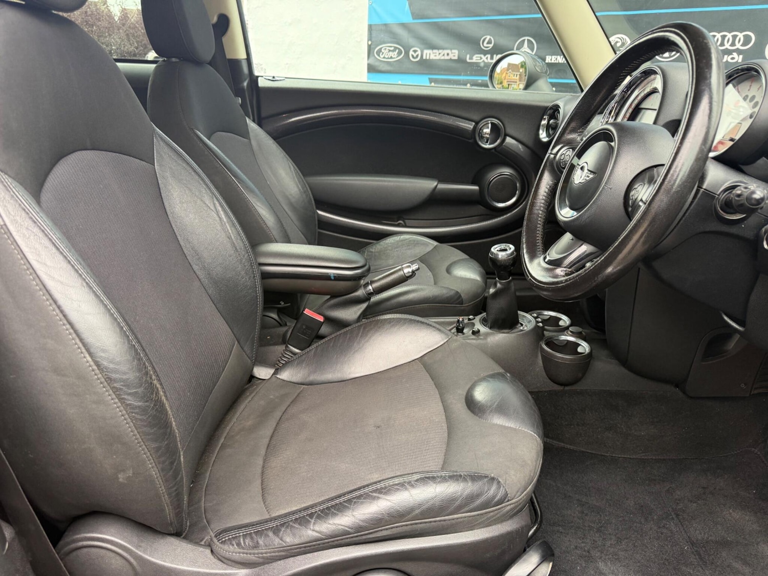 Used MINI Hatch 2011 for sale - 76994763: Photo 22