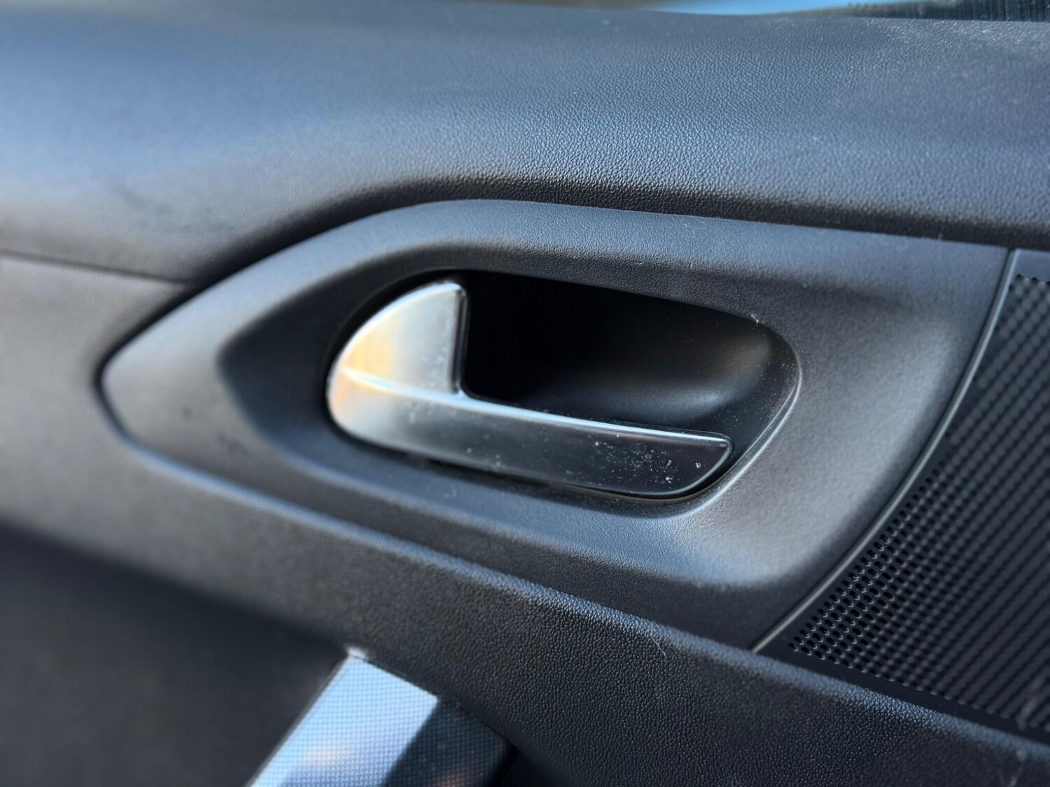 Used Peugeot 2008 2016 for sale - 77852757: Photo 60