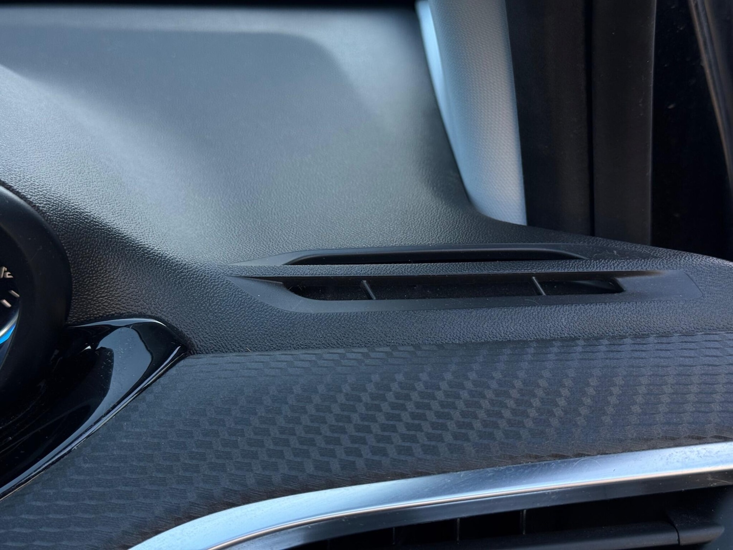 Used Peugeot 2008 2016 for sale - 77852757: Photo 73