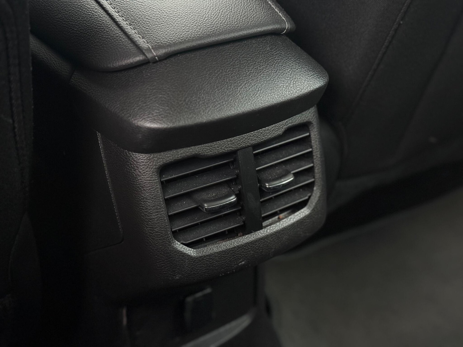 Used Ford Mondeo for sale - 77242811: Photo 52