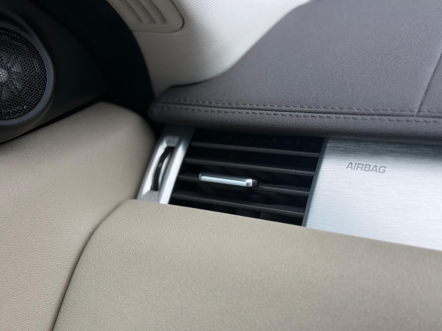 Used Land Rover Range Rover Evoque for sale - 77537794: Photo 64