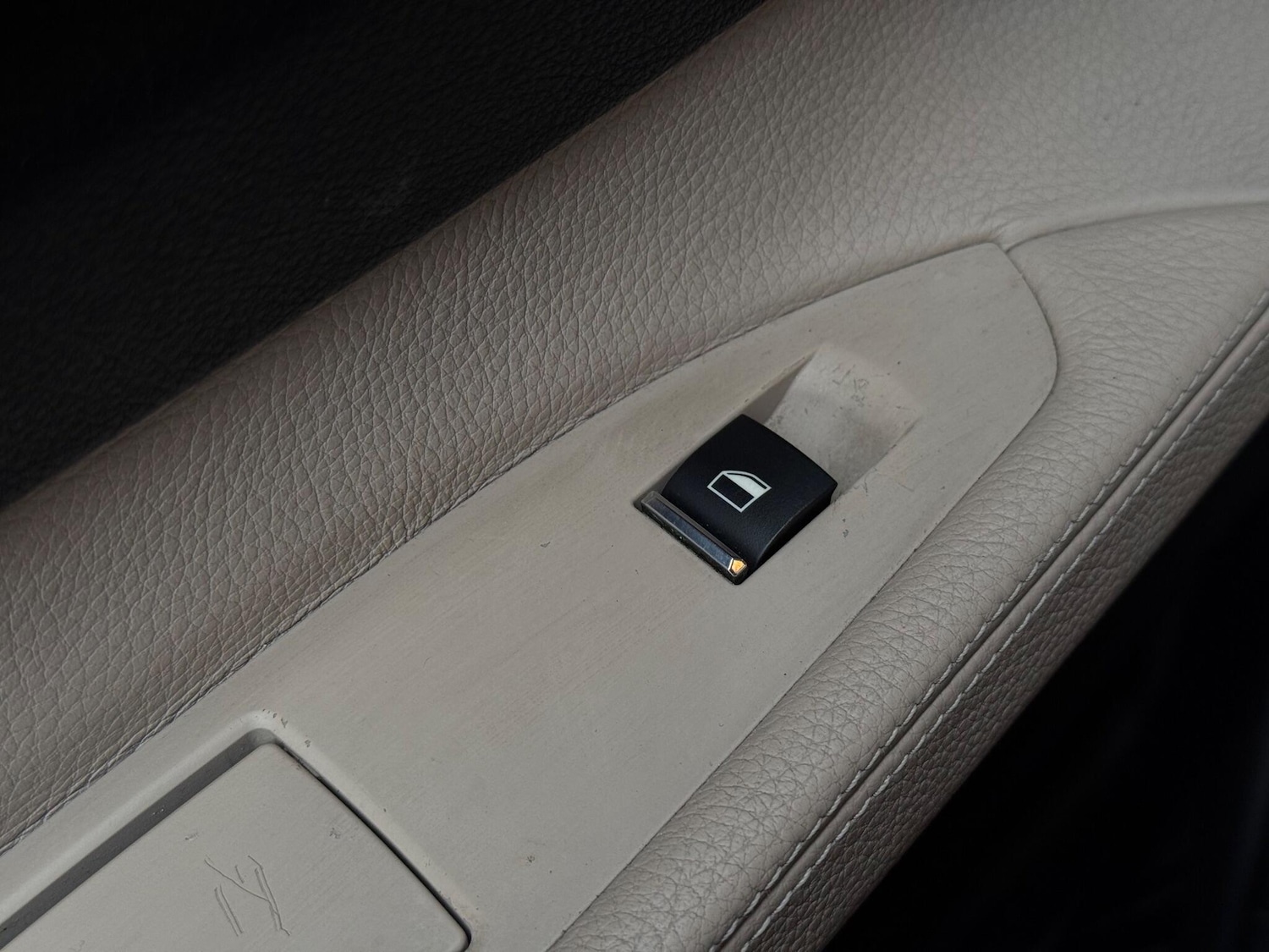 Used BMW 7 Series 2012 for sale - 77060294: Photo 46