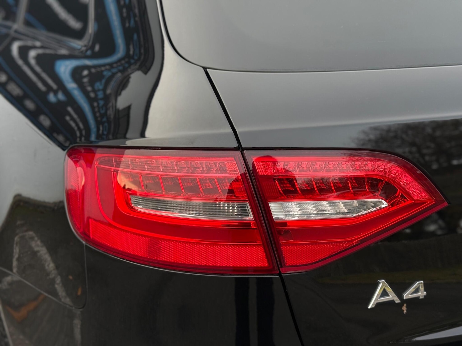 Used Audi A4 Avant 2015 for sale - 76424857: Photo 14