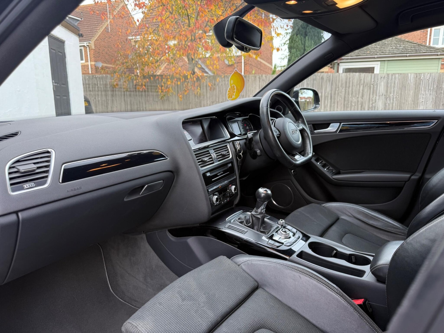 Used Audi A4 Avant 2015 for sale - 76424857: Photo 25