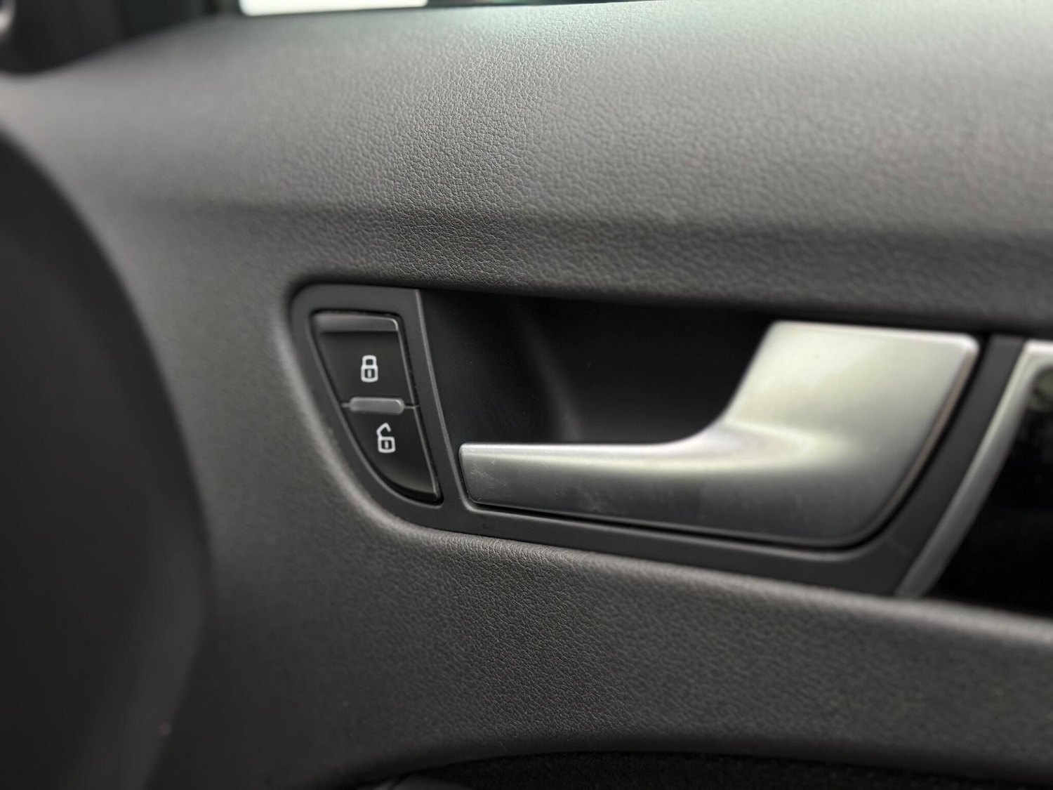 Used Audi A4 Avant 2015 for sale - 76424857: Photo 37