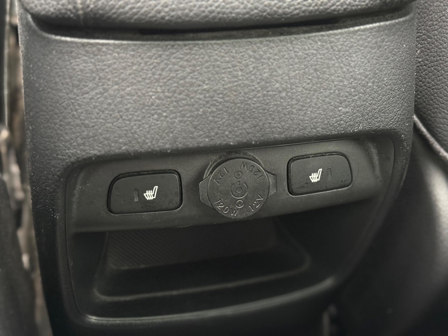 Used Kia Sorento 2015 for sale - 76484665: Photo 40