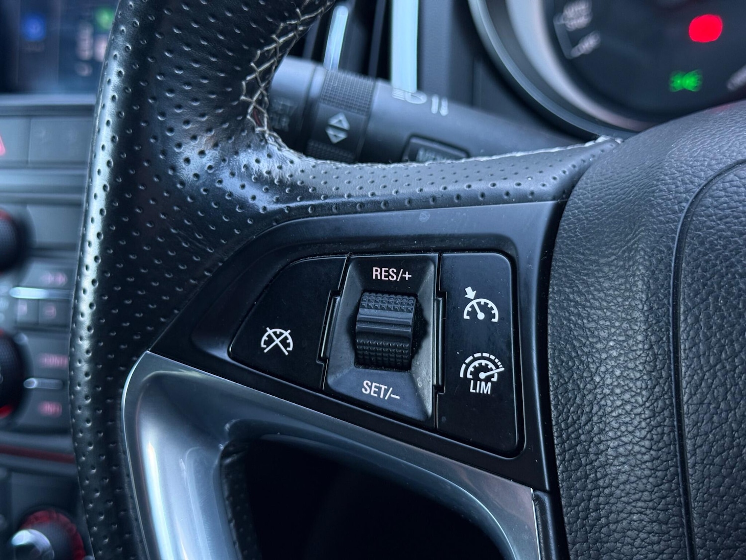 Used Vauxhall Astra GTC 2015 for sale - 77637577: Photo 80