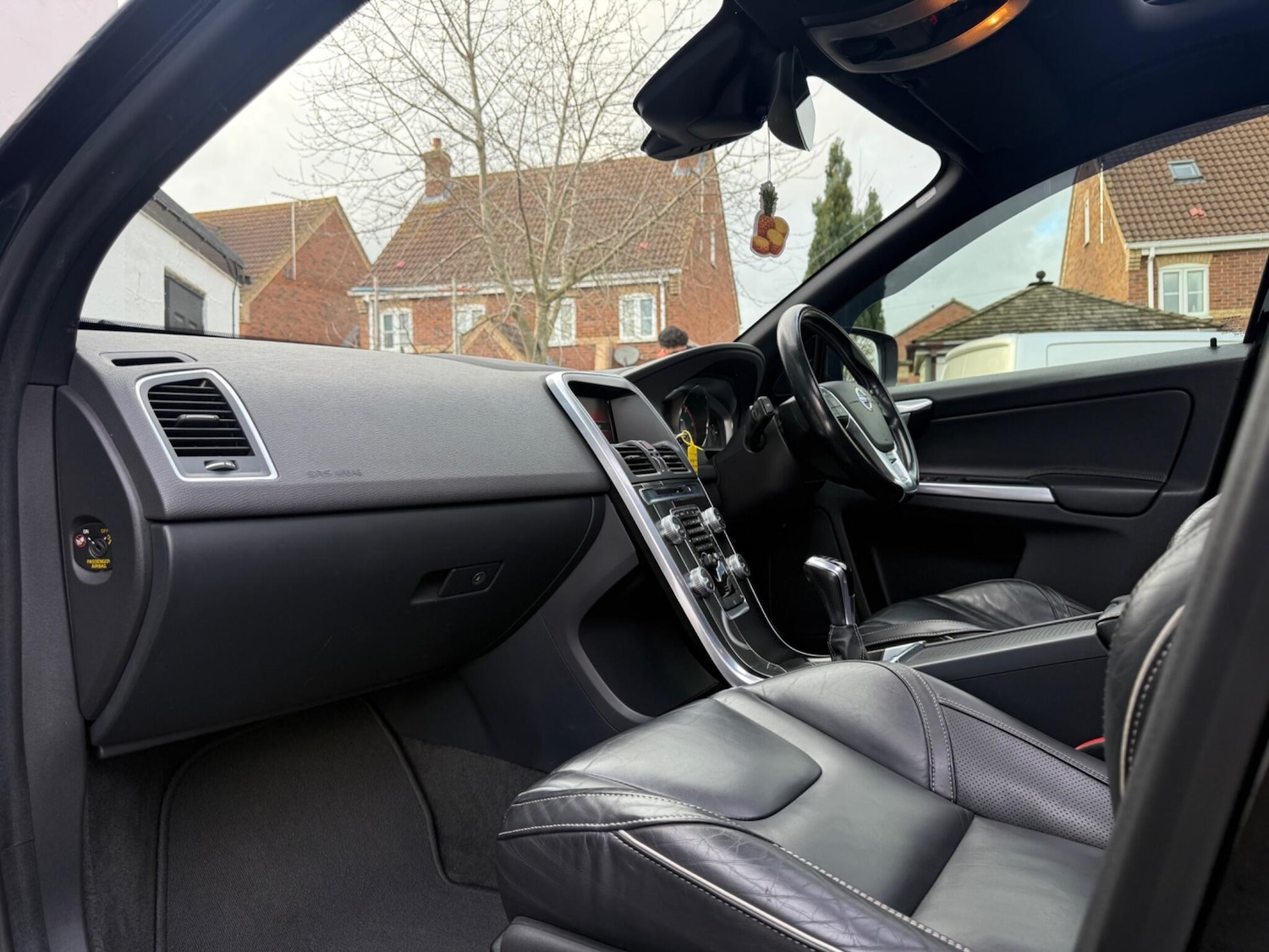 Used Volvo XC60 for sale - 77705327: Photo 54