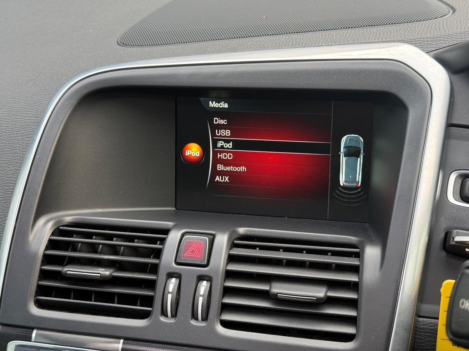 Used Volvo XC60 for sale - 77705327: Photo 87