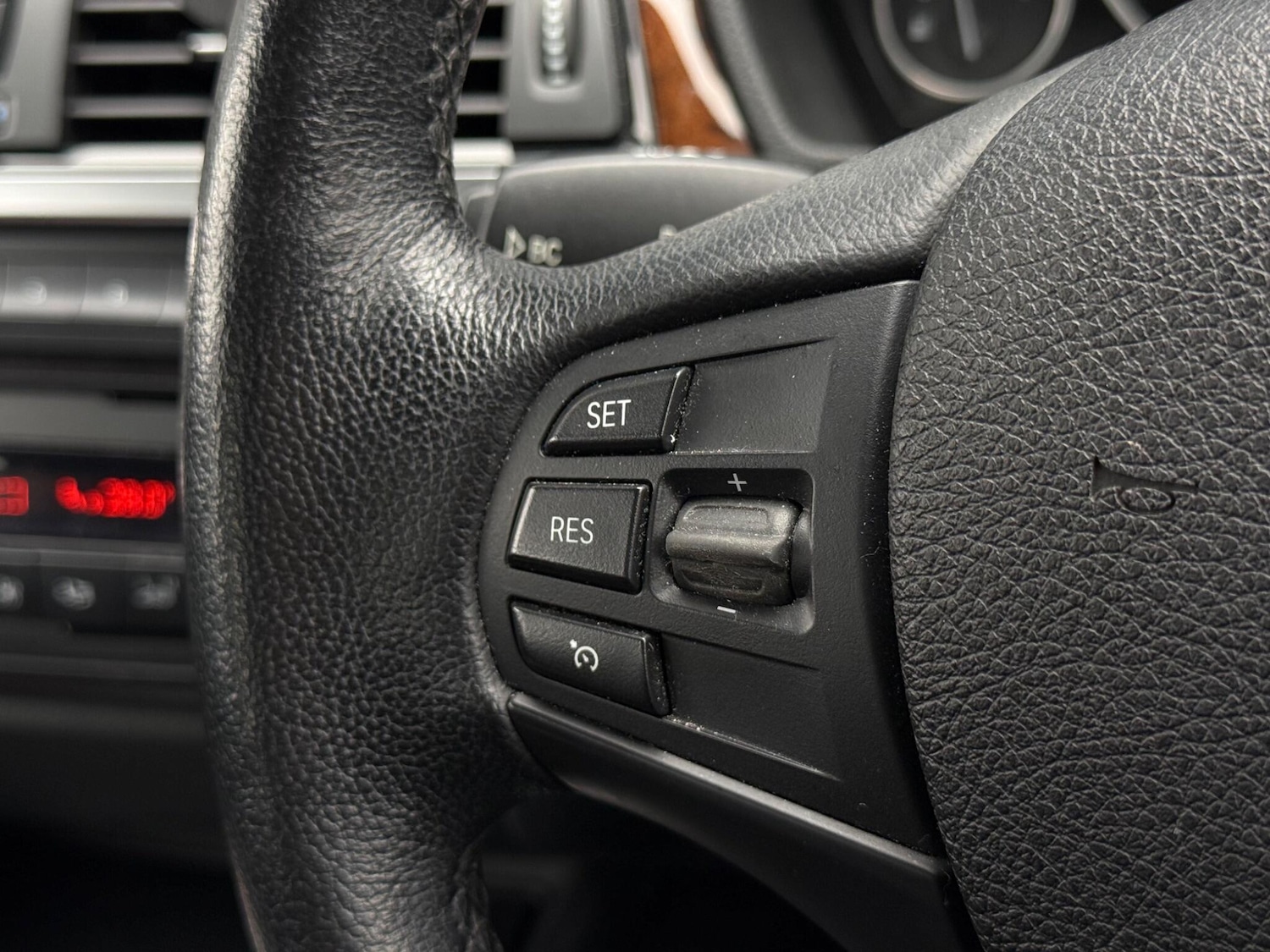 Used BMW 3 Series 2013 for sale - 78007230: Photo 84