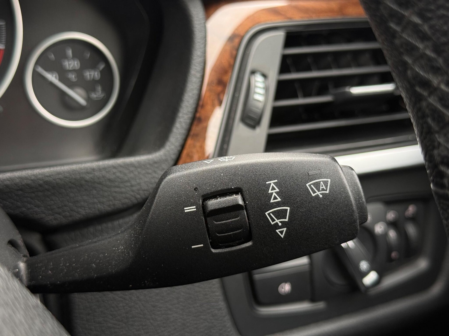 Used BMW 3 Series 2013 for sale - 78007230: Photo 87