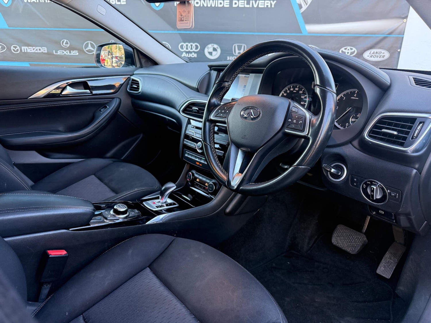 Used Infiniti Q30 2018 for sale - 77131631: Photo 23