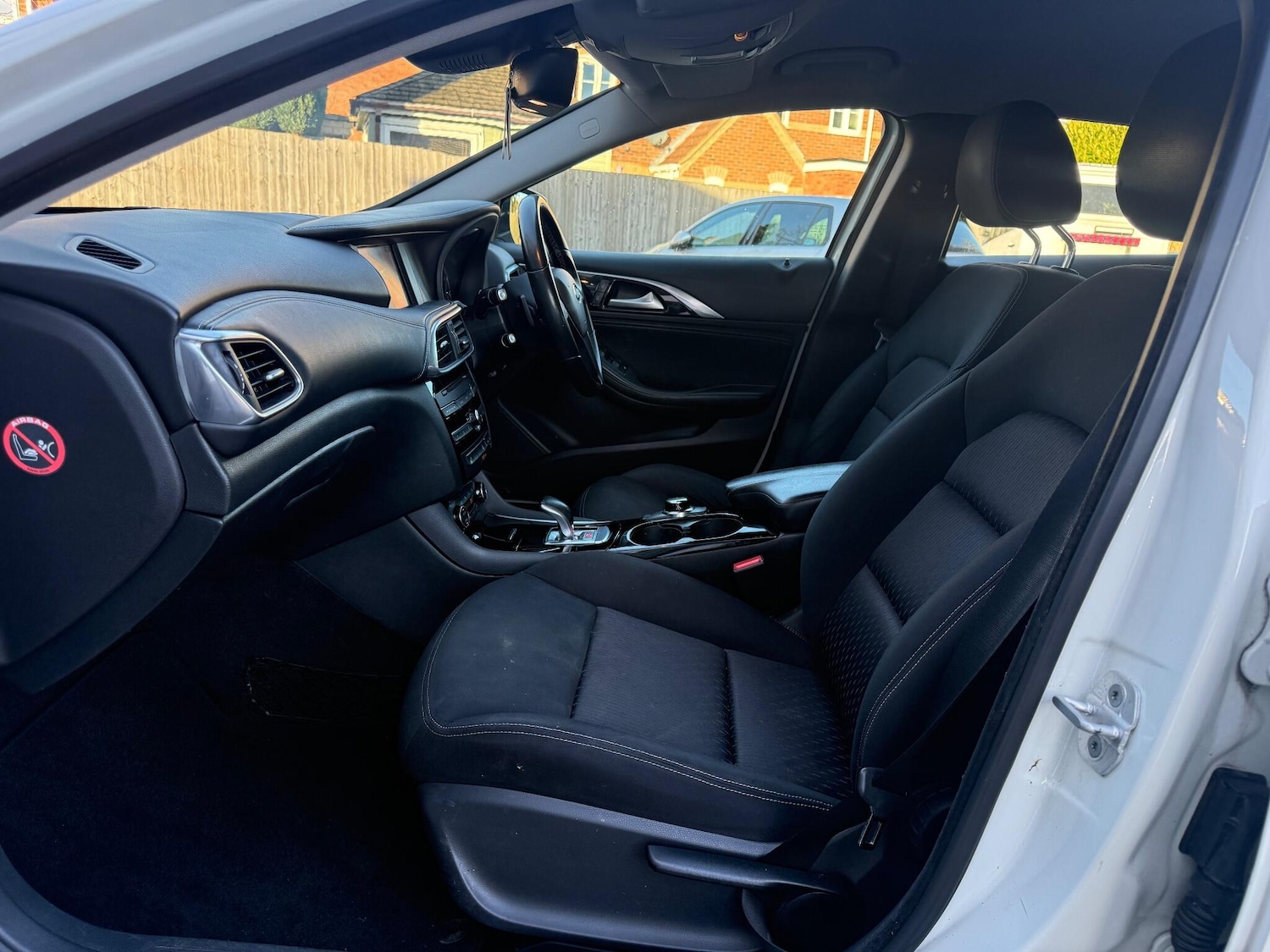 Used Infiniti Q30 2018 for sale - 77131631: Photo 32