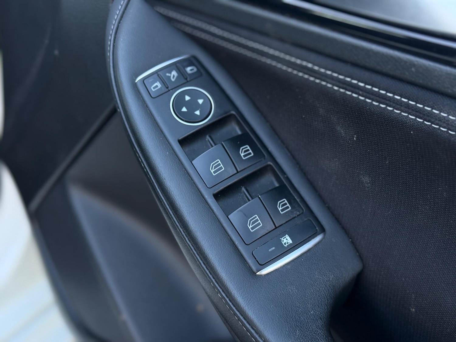 Used Infiniti Q30 2018 for sale - 77131631: Photo 35