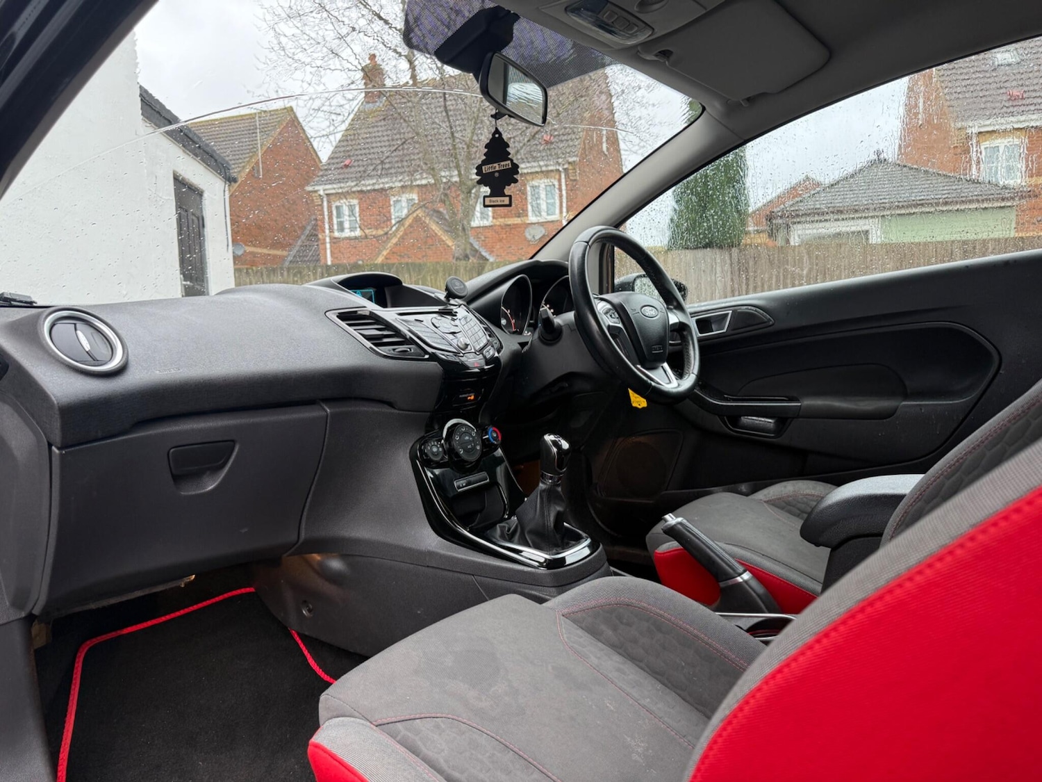 Used Ford Fiesta 2015 for sale - 77550503: Photo 41