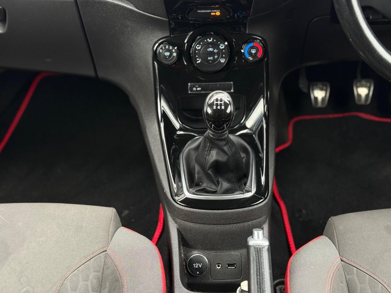 Used Ford Fiesta 2015 for sale - 77550503: Photo 46