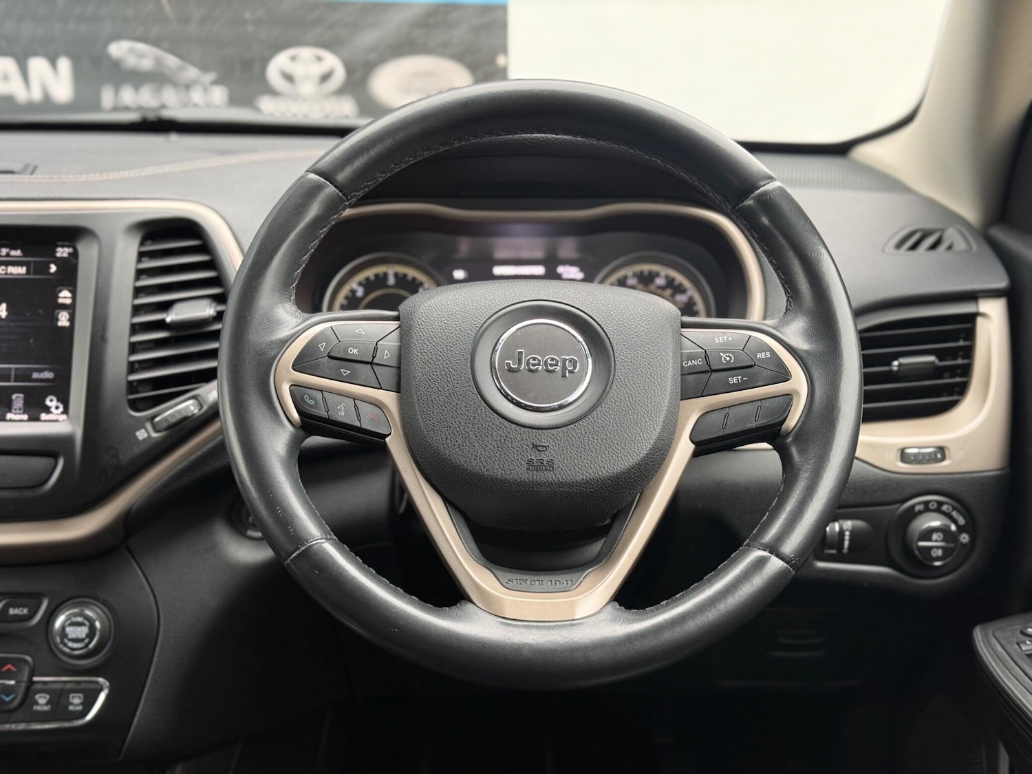 Used Jeep Cherokee for sale - 77853623: Photo 64