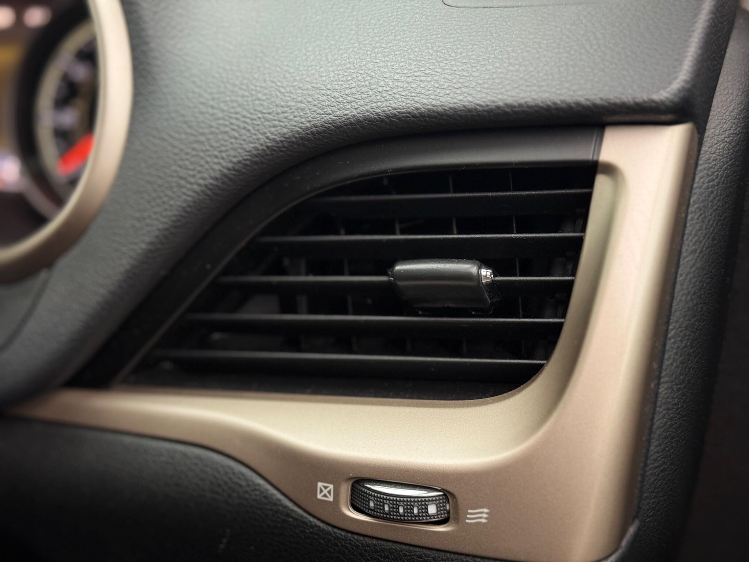 Used Jeep Cherokee for sale - 77853623: Photo 82