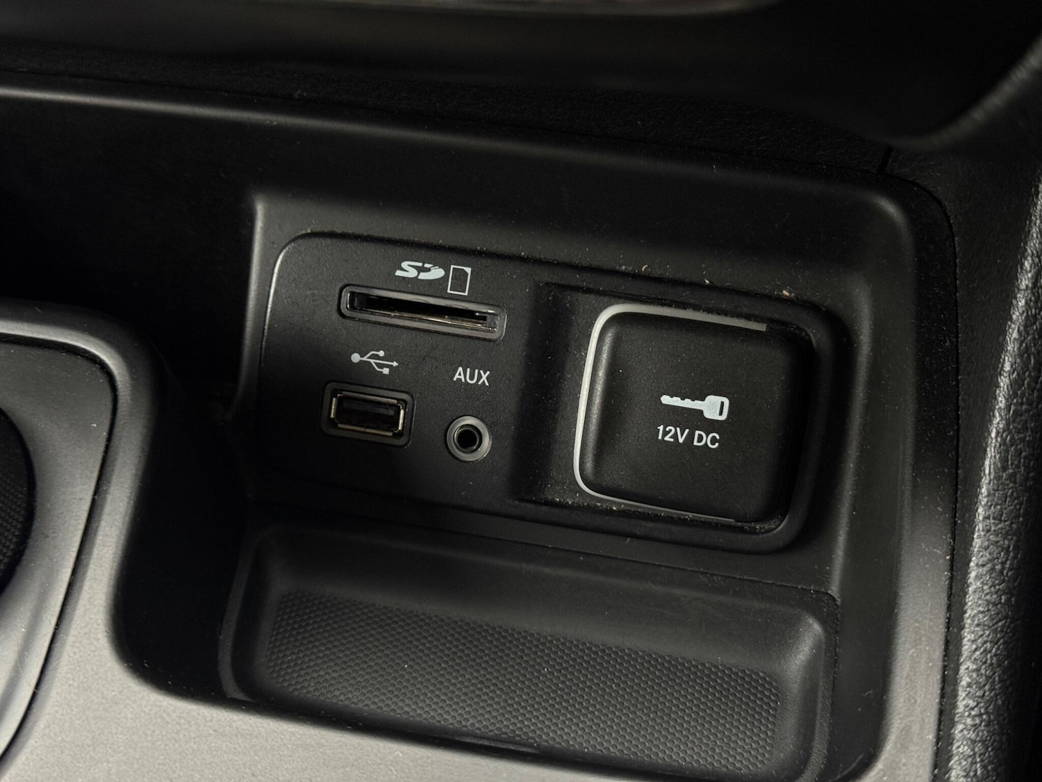 Used Jeep Cherokee for sale - 77853623: Photo 87