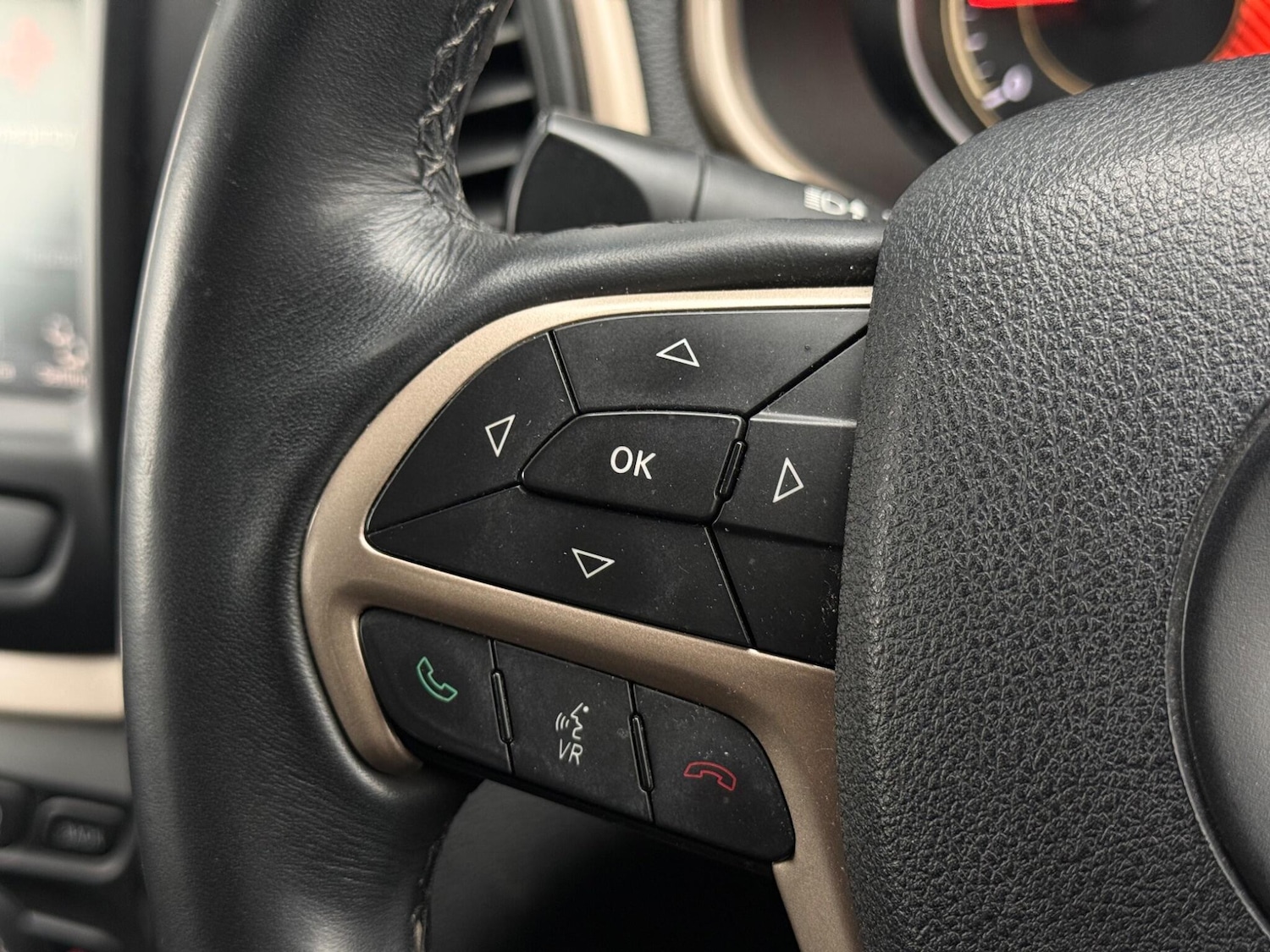 Used Jeep Cherokee for sale - 77853623: Photo 96