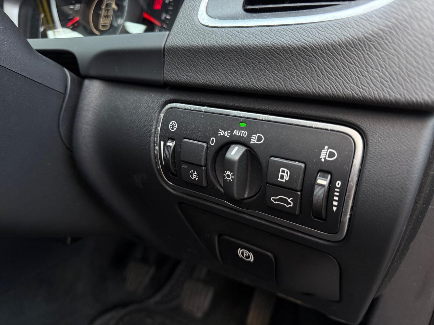 Used Volvo S60 for sale - 77808513: Photo 46