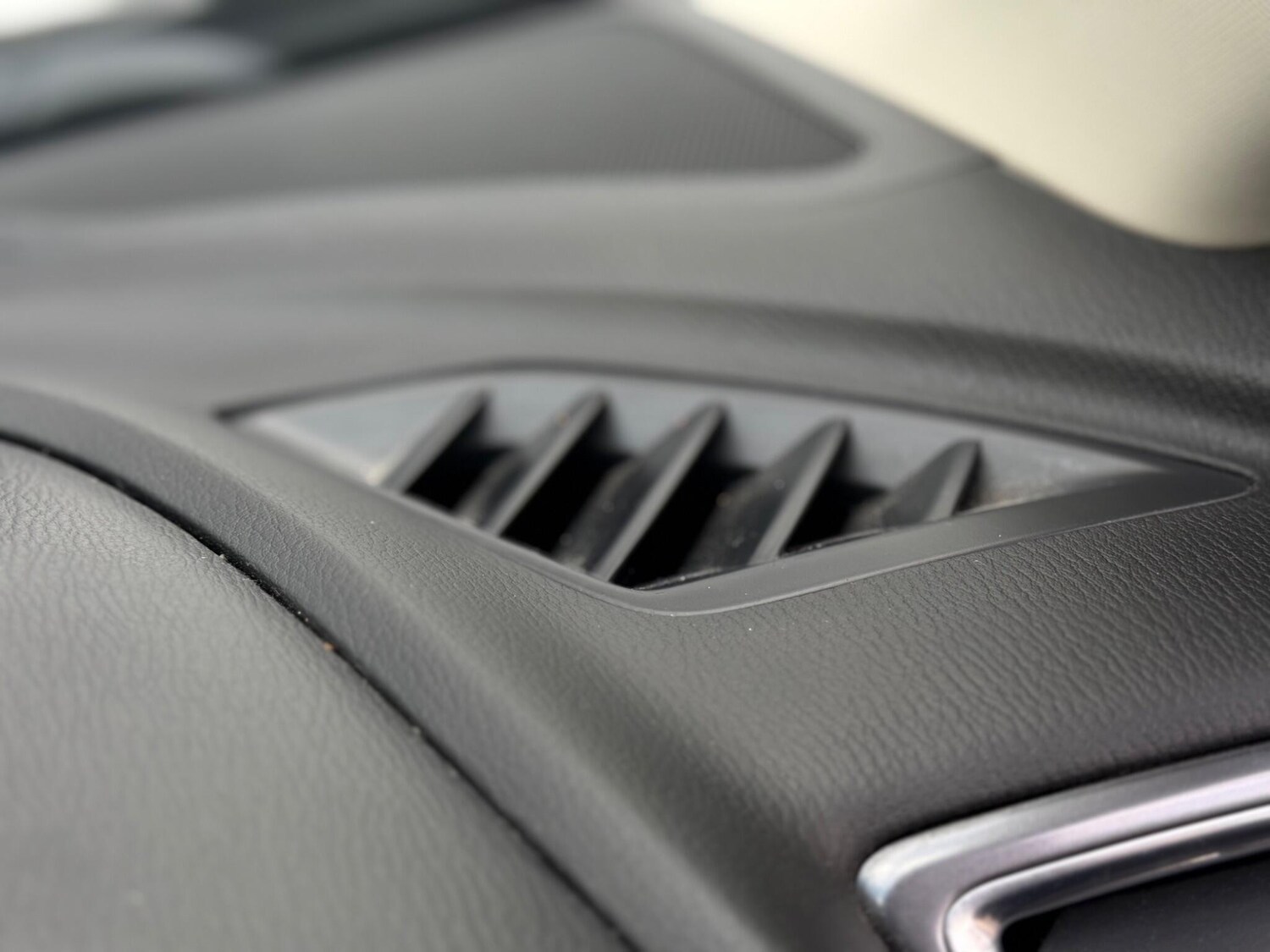 Used Mazda Mazda3 for sale - 78215128: Photo 78