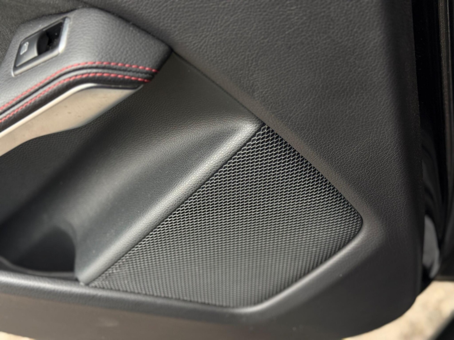 Used Mercedes-Benz A-Class 2016 for sale - 77425468: Photo 60