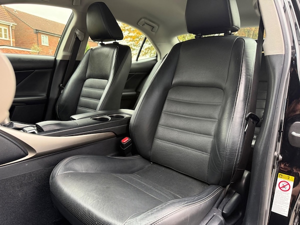 Used Lexus IS 2014 for sale - 76307760: Photo 29