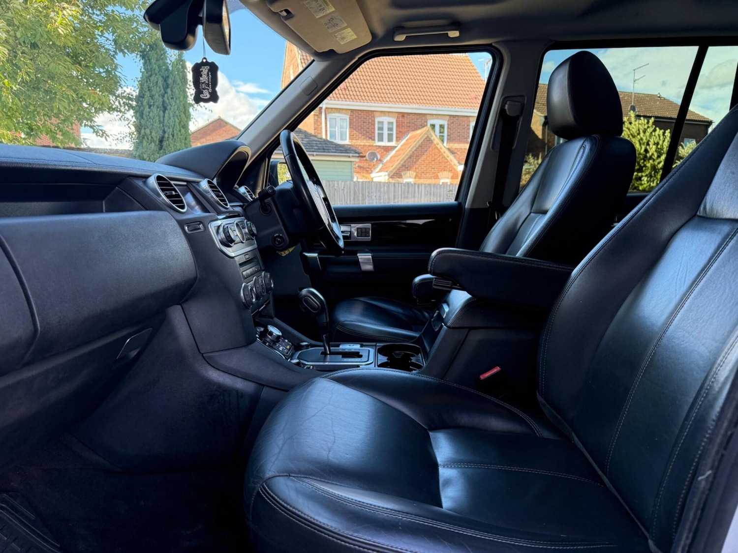 Used Land Rover Discovery 2011 for sale - 76989085: Photo 32