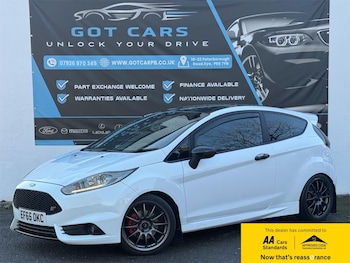 Used Ford Fiesta 2015 for sale - 76780817: Photo