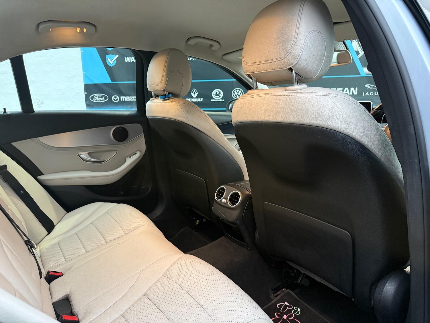 Used Mercedes-Benz C Class 2015 for sale - 77066680: Photo 29