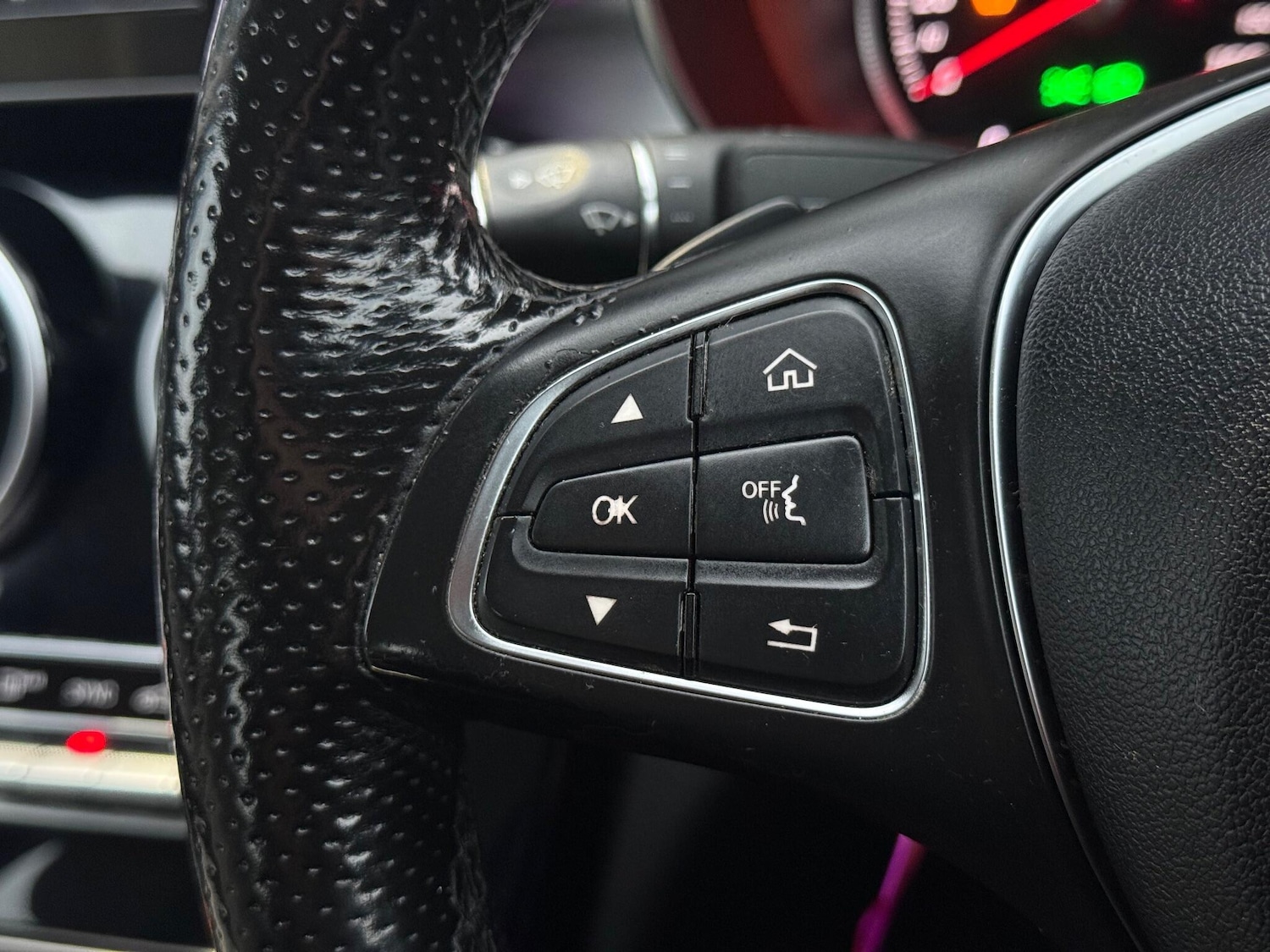 Used Mercedes-Benz C Class 2015 for sale - 77066680: Photo 46