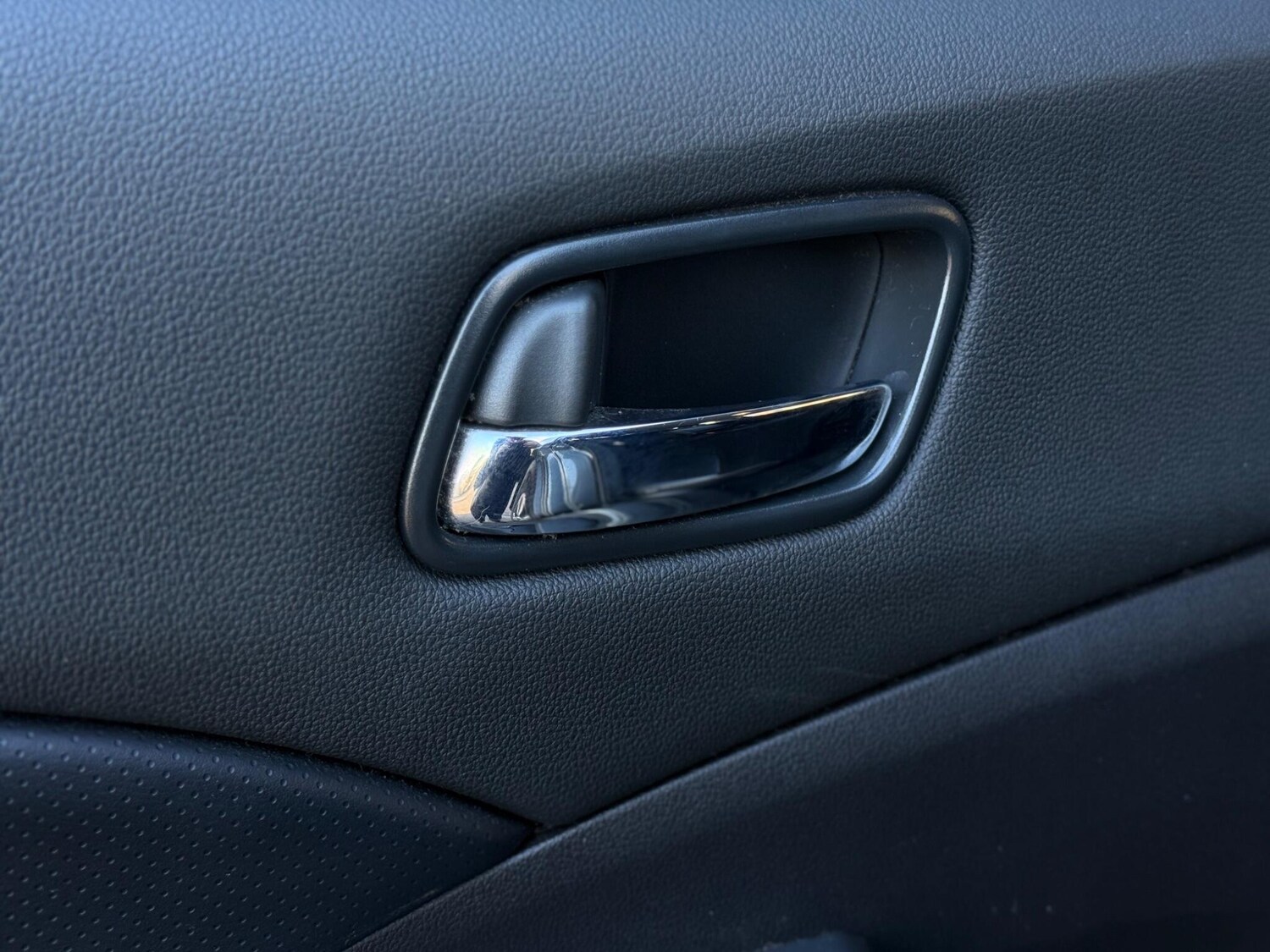 Used Honda CR-V 2015 for sale - 77331137: Photo 48